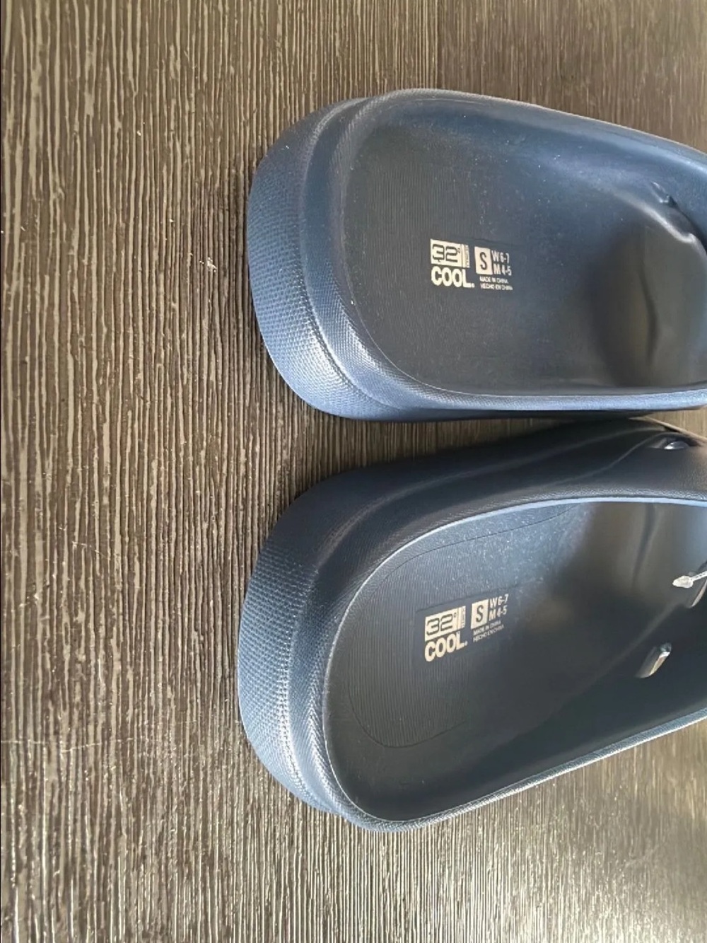 32 Degrees Unisex Cushion Slides Size Small  (w 6-7 / m 4-5) - Picture 4 of 5